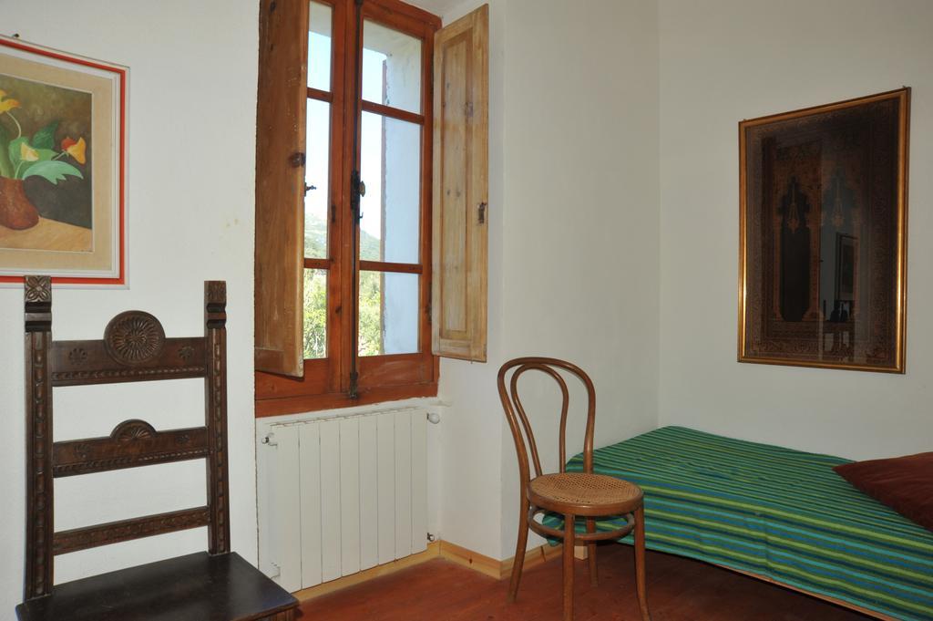 Campi Elisi B&B Сассарі Номер фото