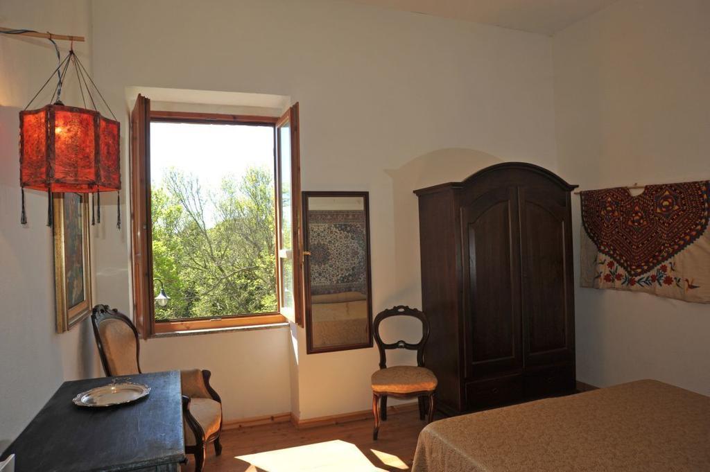 Campi Elisi B&B Сассарі Номер фото